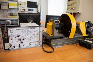 Laboratorium na Wydziale Elektrycznym PB (9), fot. Gabriela Kościuk