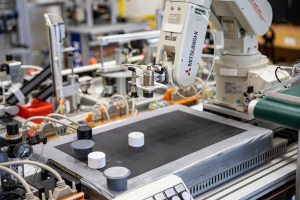 Laboratorium na Wydziale Elektrycznym PB (1), fot. Gabriela Kościuk