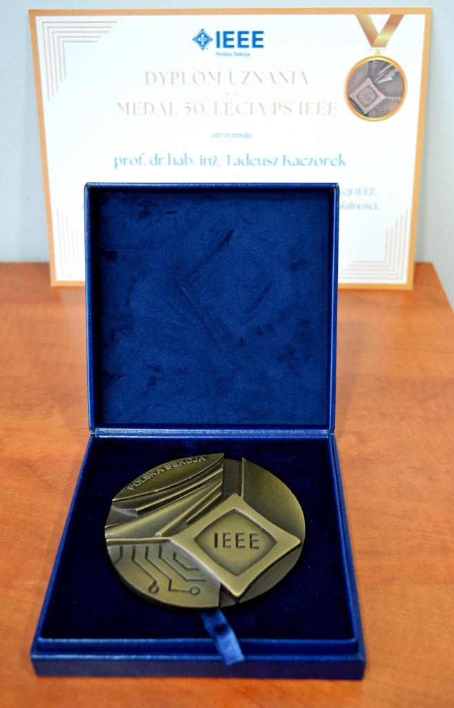 Medal 50-lecia polskiej sekcji IEEE